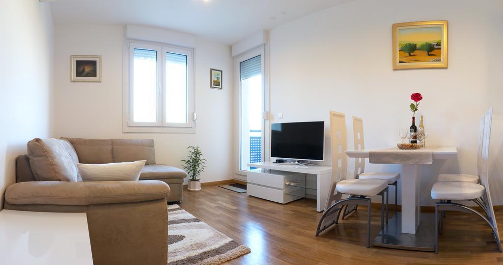 Apartment Roska Split Værelse billede